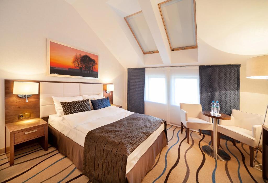Sloneczny Zdroj Medical Spa & Wellness Busko-Zdrój Rom bilde